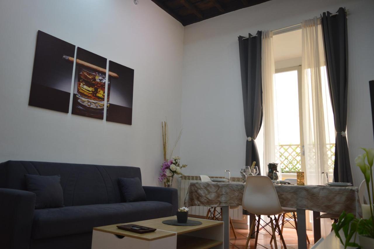 Domus Cavour Apartment