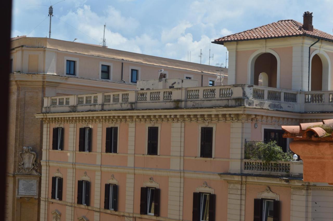 Domus Cavour Apartment